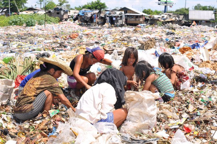 Дети из филиппинских трущоб (23 фото)