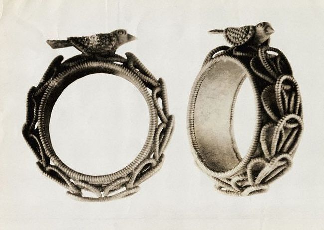 Необычные кольца (48 фото)