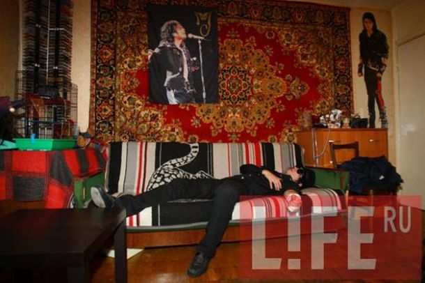 Русский двойник Майкла Джексона пытался себя убить (4 фото)