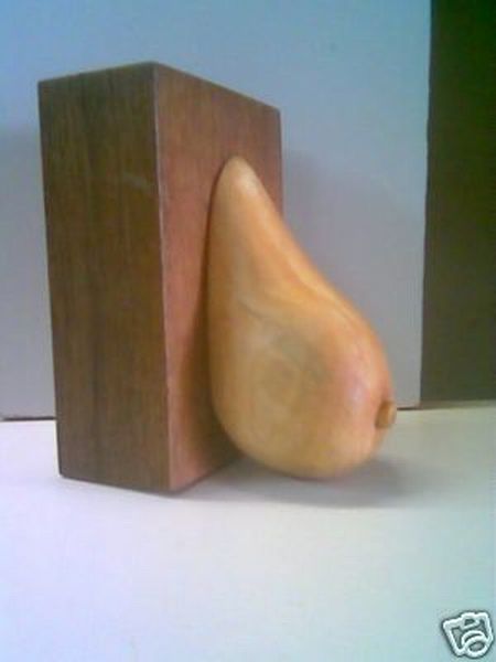 Деревянная грудь на продажу (9 фото)