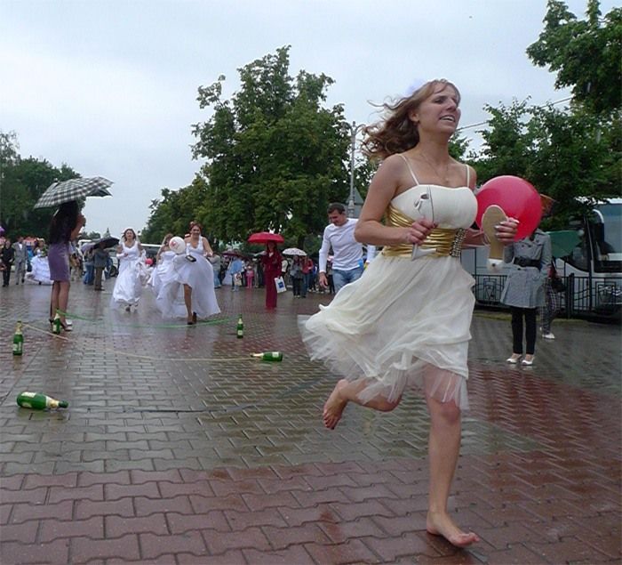 Парад невест в Курске (34 фото) 