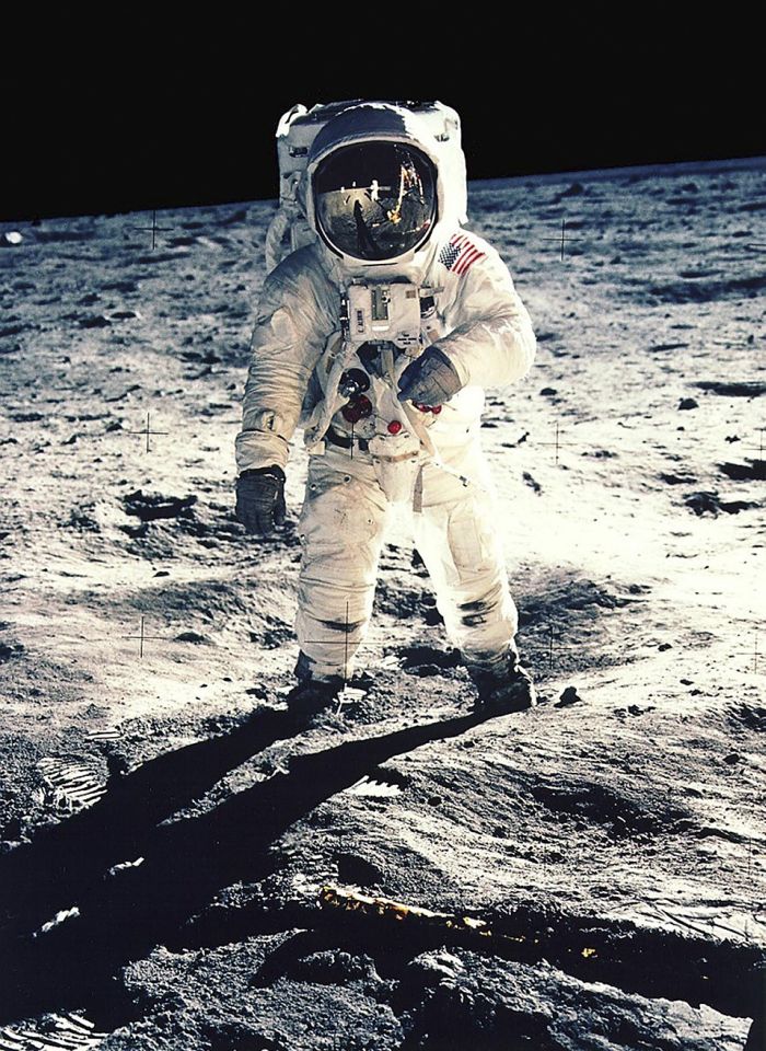 Высадка на Луну (25 фото)