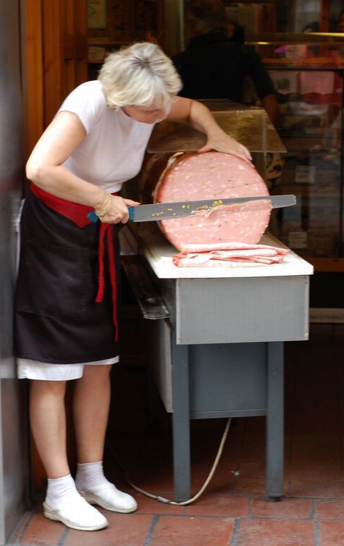 Огромная колбаса (21 фото)