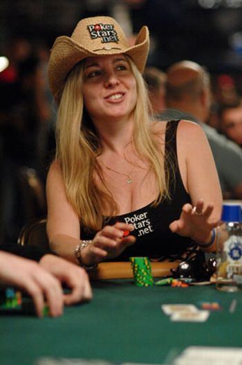 Девушки - профессиональные игроки в покер (30 фото)