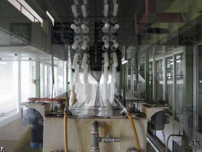 Производство презервативов в Китае (16 фото)