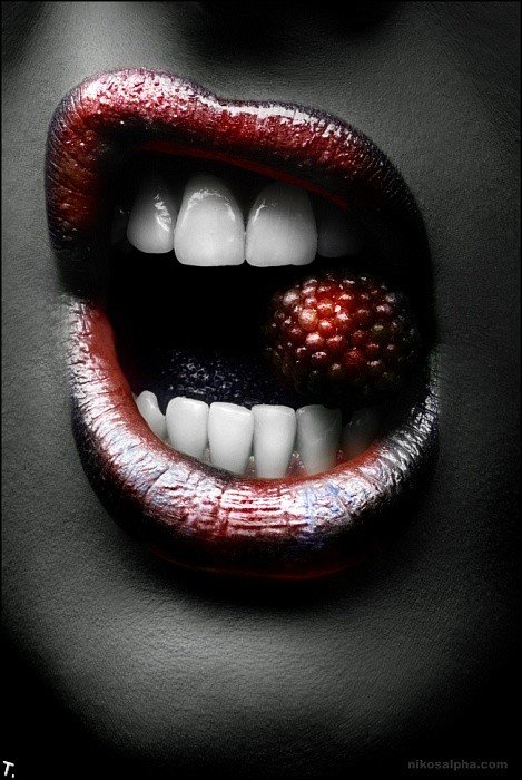 Красивые губы (21 фото)