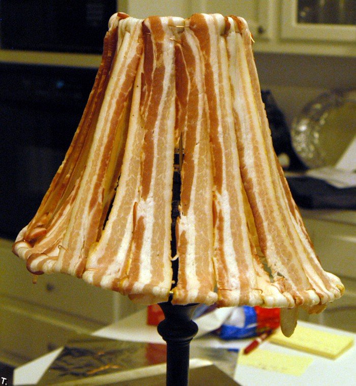 Лампа из бекона (7 фото)