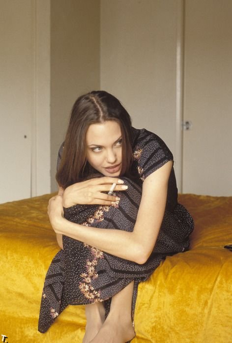 Анджелина Джоли в 1994 году (17 фото)