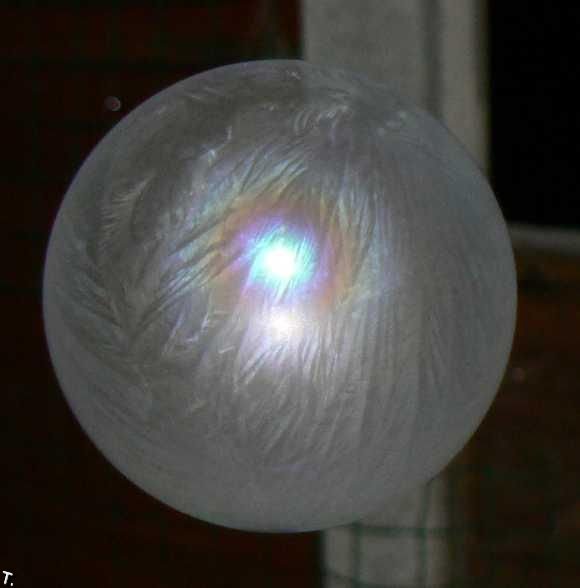 Как сделать замороженный мыльный пузырь (7 фото)