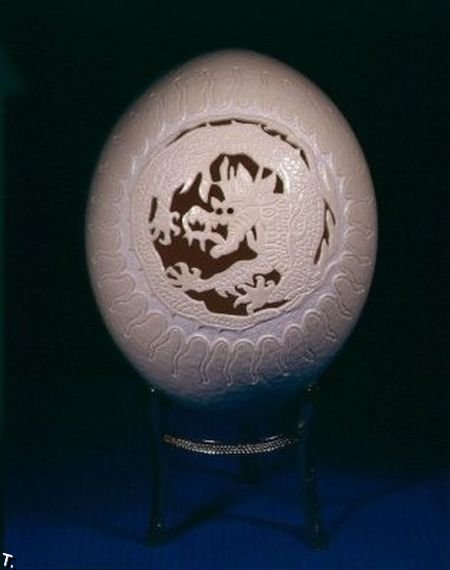 Креатив из яичной скорлупы (27 фото)
