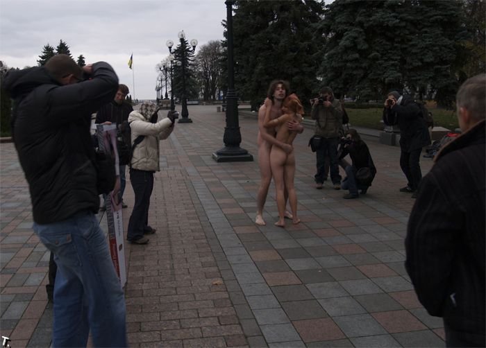 Секс-акция в Киеве (5 фото) НЮ