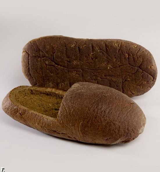 Обувь из хлеба (16 фото)