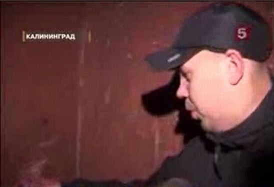 Леха прилип. Над больными не смеются, но тут не устоял (3.5 мб)