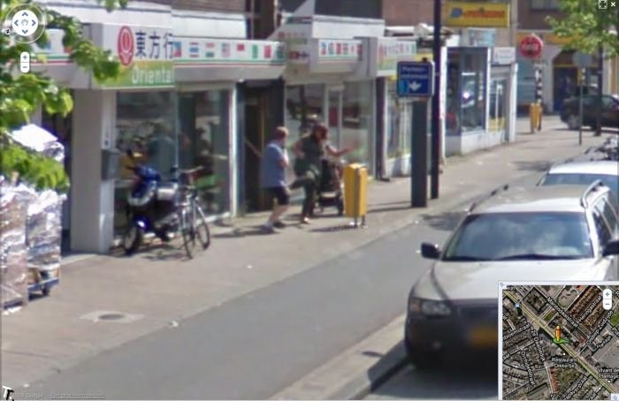 Драка на Google Streetview (3 фото)