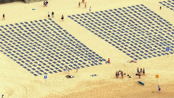Социальная реклама на пляже в Сиднее (6 фото)