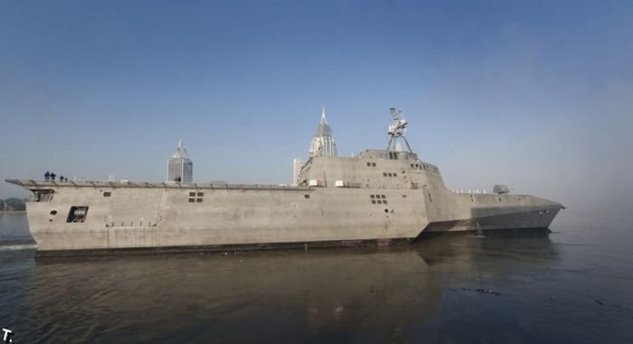 Американский боевой корабль USS Independence (LCS-2) (6 фото)