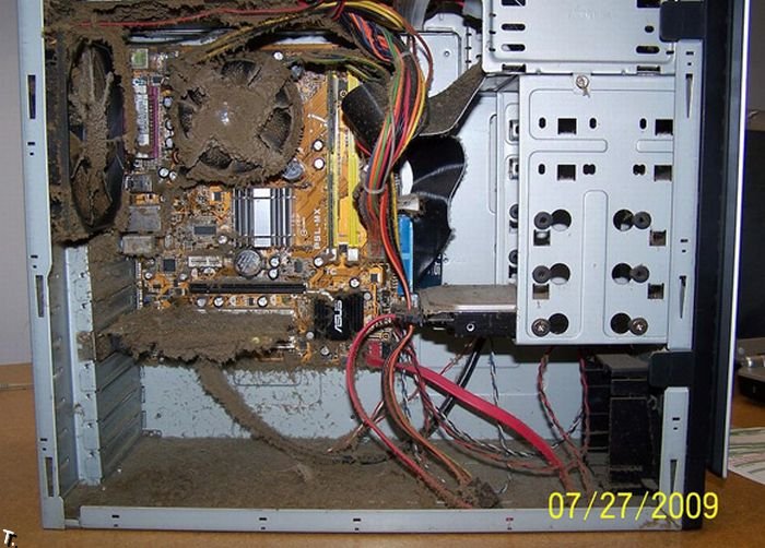 Очень грязные компьютеры (17 фото)
