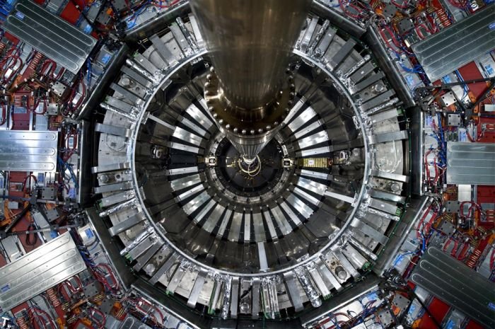 Большой адронный коллайдер (30 фото)