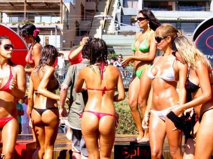 Девушки в бикини из Чили (76 фото)
