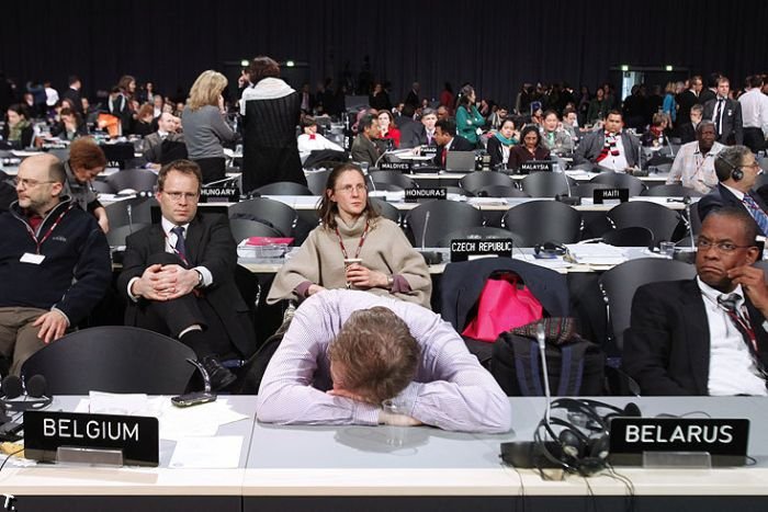 Почему многие считают саммит в Копенгагене провальным (7 фото)