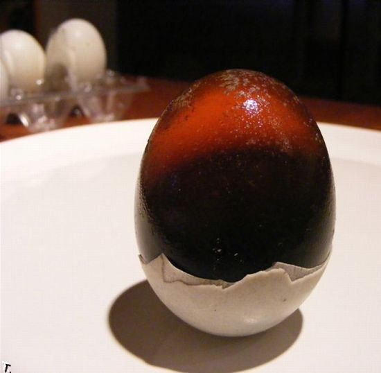 Столетнее яйцо (10 фото)