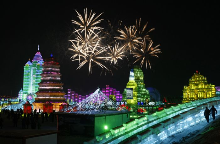 Ледяной фестиваль в Китае (27 фото)