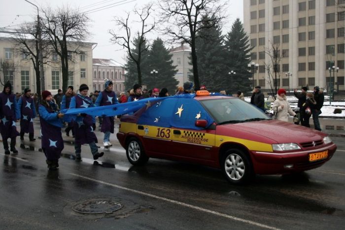 Новогодний парад в Минске (5 фото)