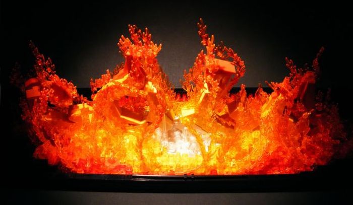 Огонь из Lego (9 фото)