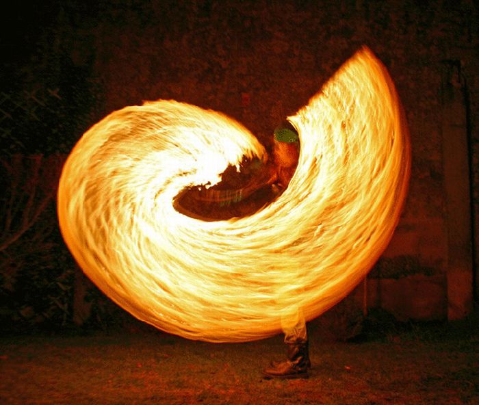 Танцы с огнем (18 фото)