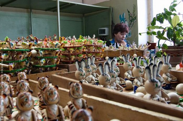 Богородская фабрика игрушек (17 фото)