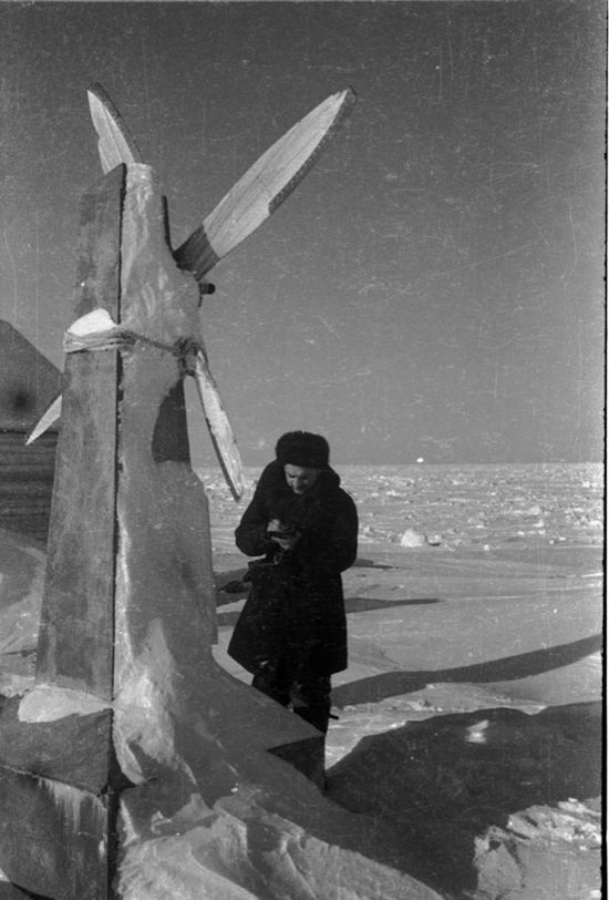 Советские исследователи на Северном Полюсе (49 фото)