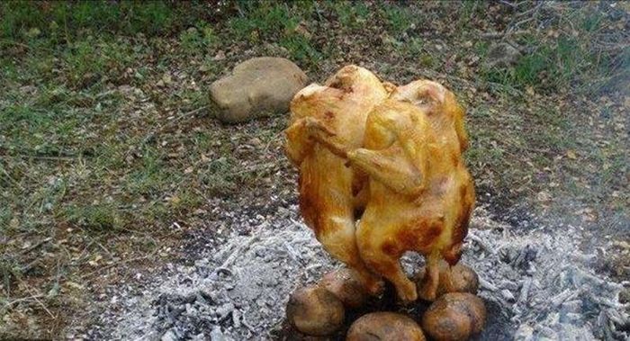 Как испечь курицу без духовки (15 фото)