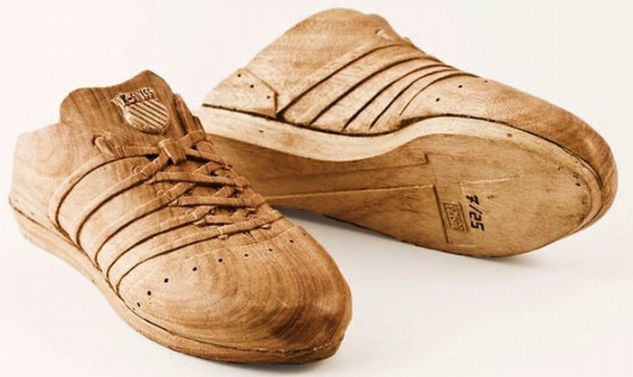 Деревянные ботинки (6 фото)