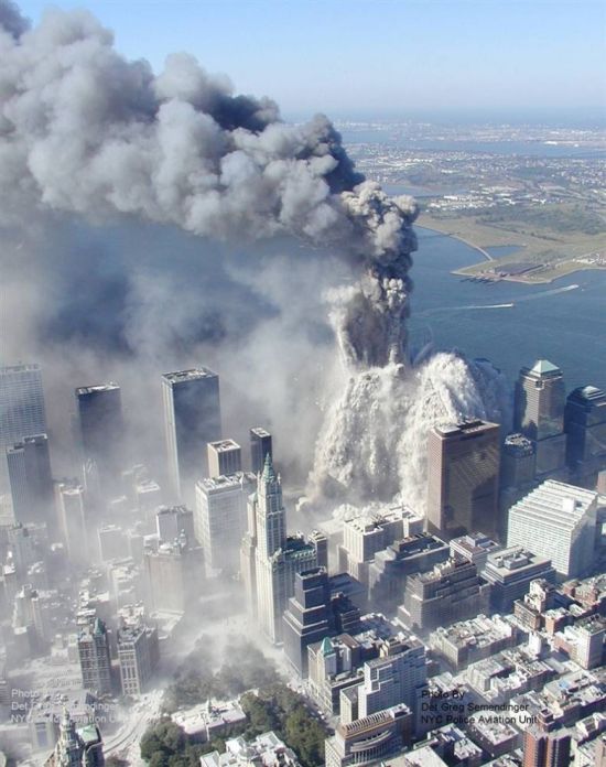 Новые фотографии теракта 11 сентября (12 фото)