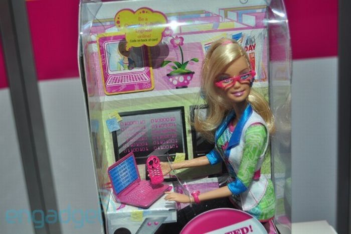 Барби-программист (16 фото)