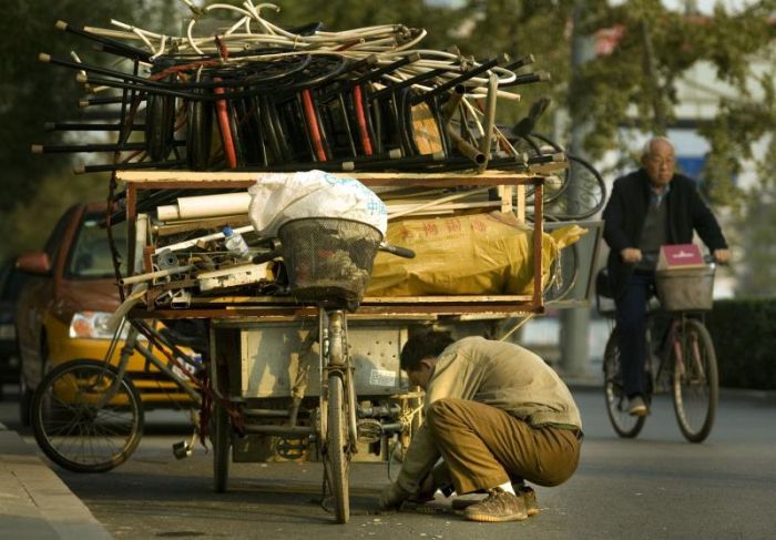 Сбор мусора в Китае (17 фото)