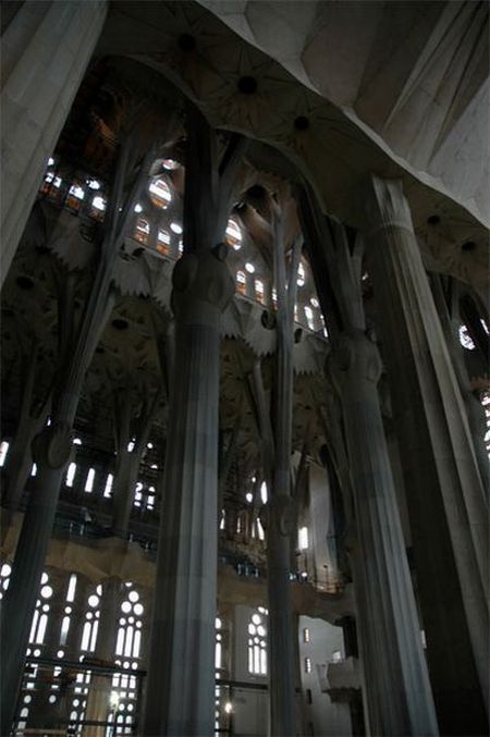 Храм Святого Семейства в Барселоне (23 фото)