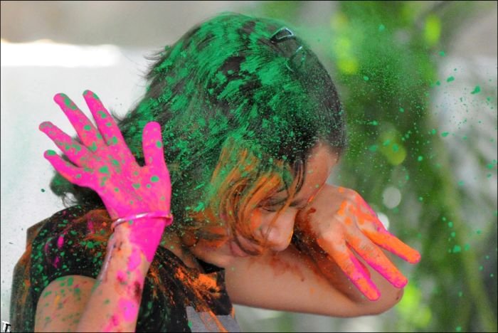 Индийский фестиваль красок Холи (28 фото)