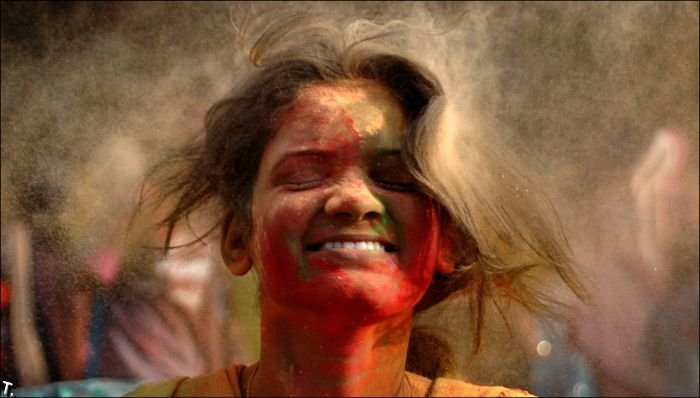Индийский фестиваль красок Холи (28 фото)