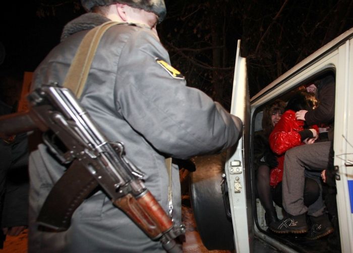 Арест проституток в Красноярске (7 фото)