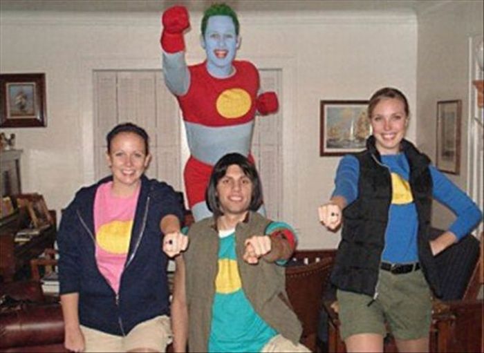 Самые смешные костюмы Капитана Планеты (25 фото)