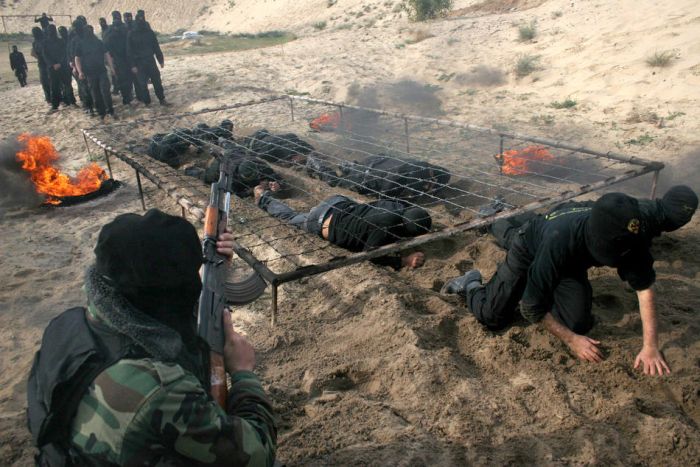 Учения палестинских боевиков (15 фото)
