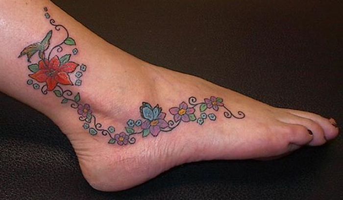 Сумасшедшие татуировки на ногах (35 фото)