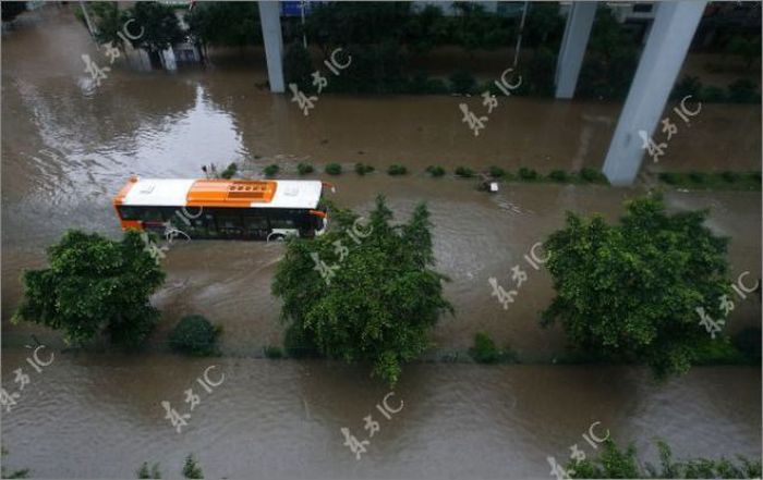 Наводнение в Китае (31 фото)