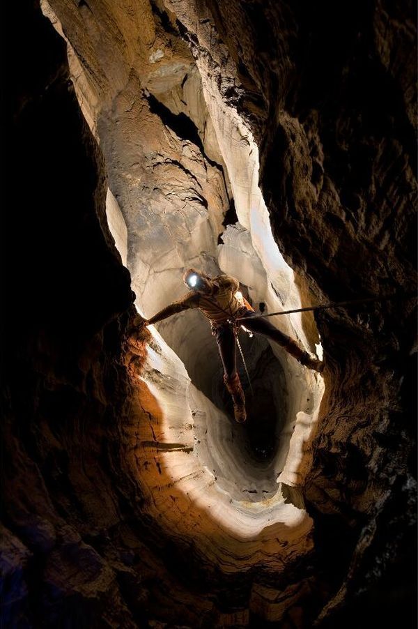 Красивые пещеры (13 фото)