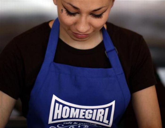 Необычный ресторан Homegirl Cafe (16 фото)