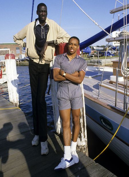 Мануте Бол - самый высокий игрок в НБА (21 фото)