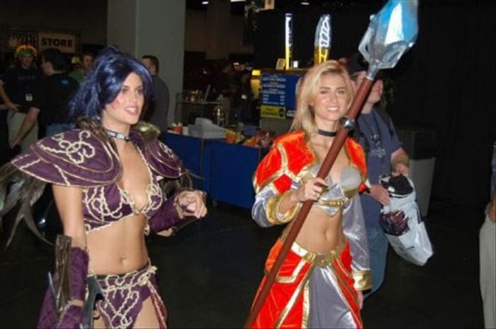Девушки-косплейщицы в стиле World of Warcraft (25 фото)