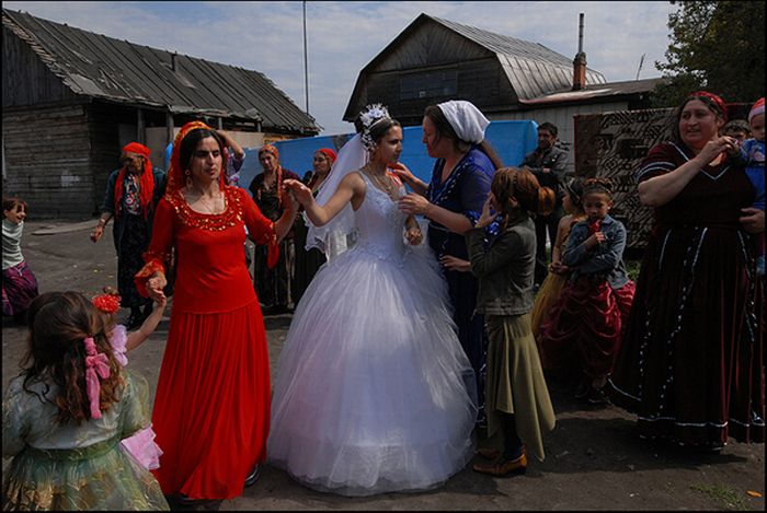 Цыганская свадьба (15 фото)