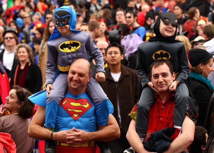 Люди в костюмах супергероев (27 фото)